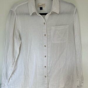 Universal Thread White Button Down Shirt Professional Cotton Blend